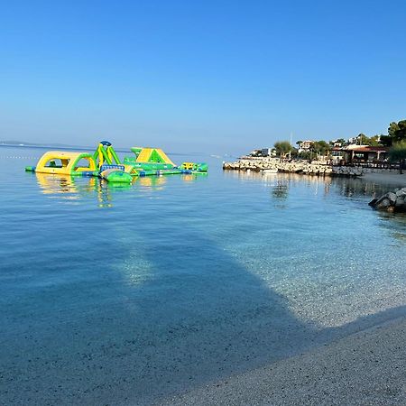 Apartment Nova 4* Dugi Rat Bagian luar foto